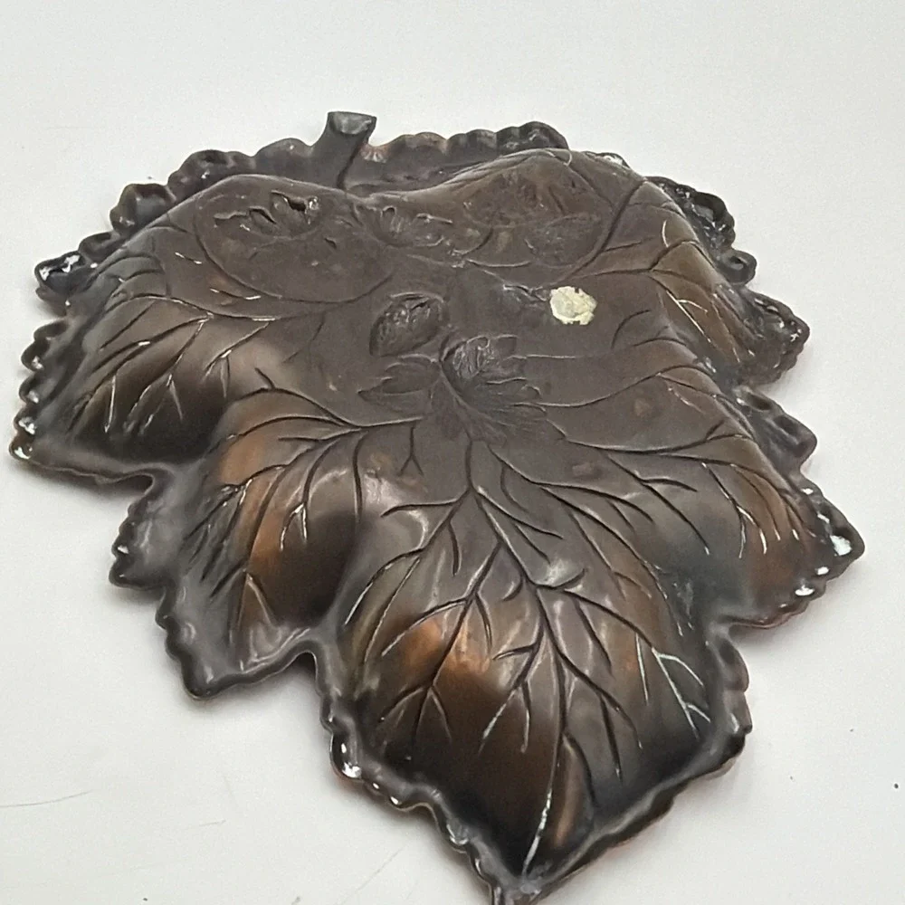Vintage Coppercraft Guild Copper Leaf Dish Strawberries Decor Plate